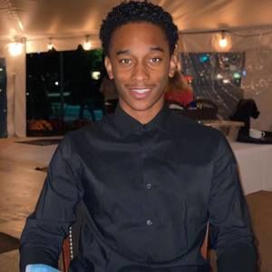 Meet your Posher, Donte